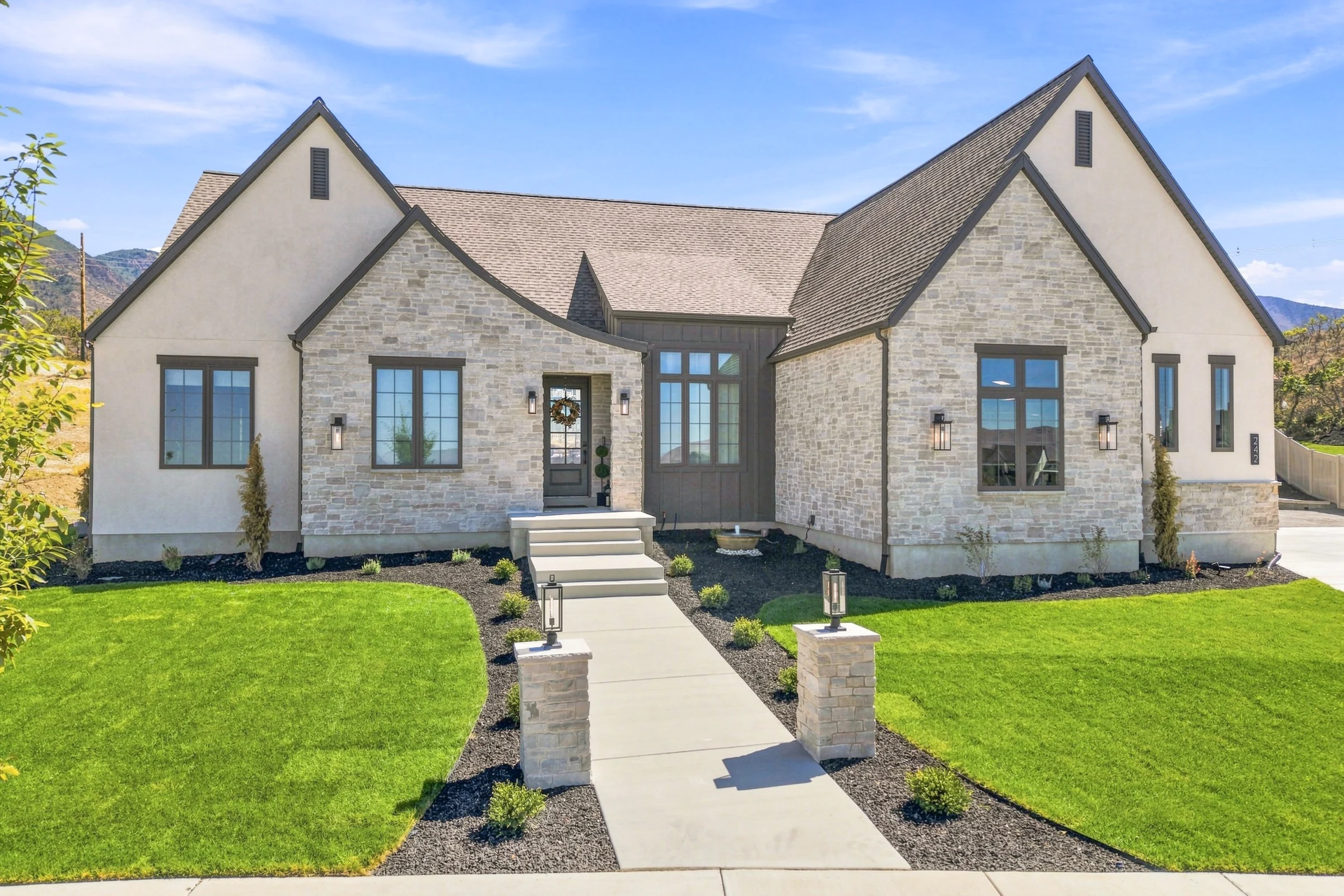 Selman Ridge No. 20, a custom home built by Crestline Homes