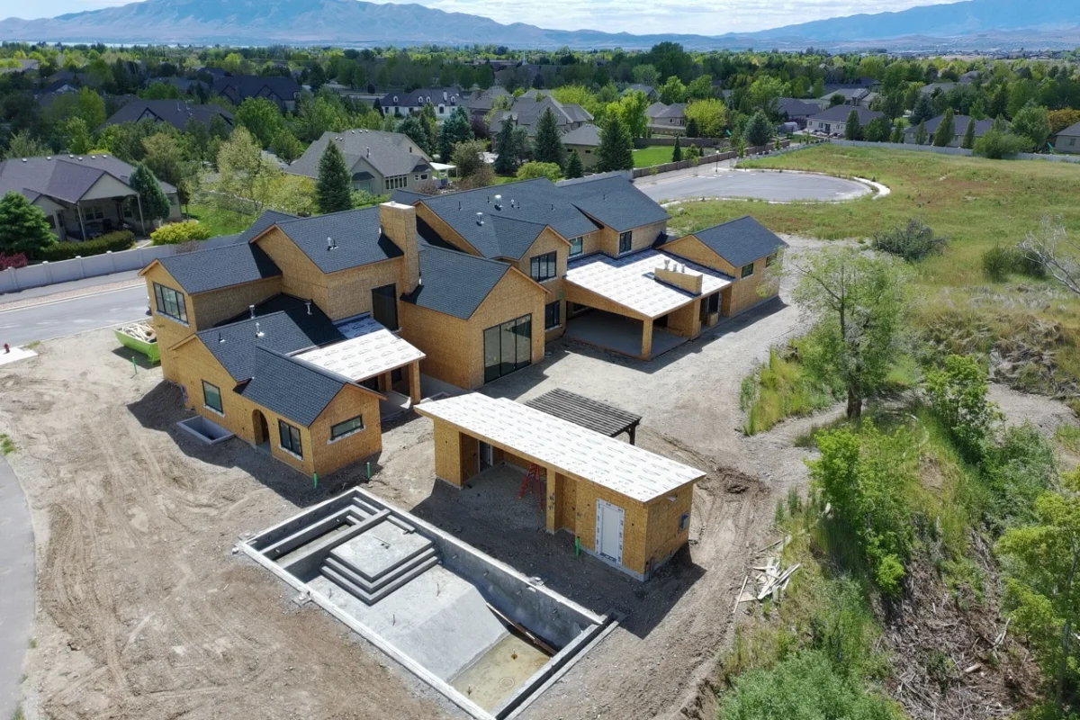 Foxwood Estates No. 17 by Crestline Homes