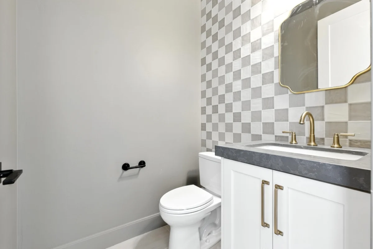 Selman Ridge No. 20 by Crestline Homes